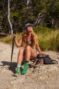 Gorskie-wedrowki-Spox-Sox-kolorowe-skarpetki-lookbook.webp